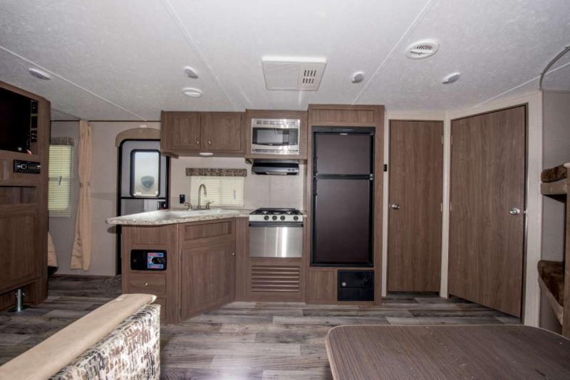 Rundle Mountain Rv Park Hotel Canmore Buitenkant foto